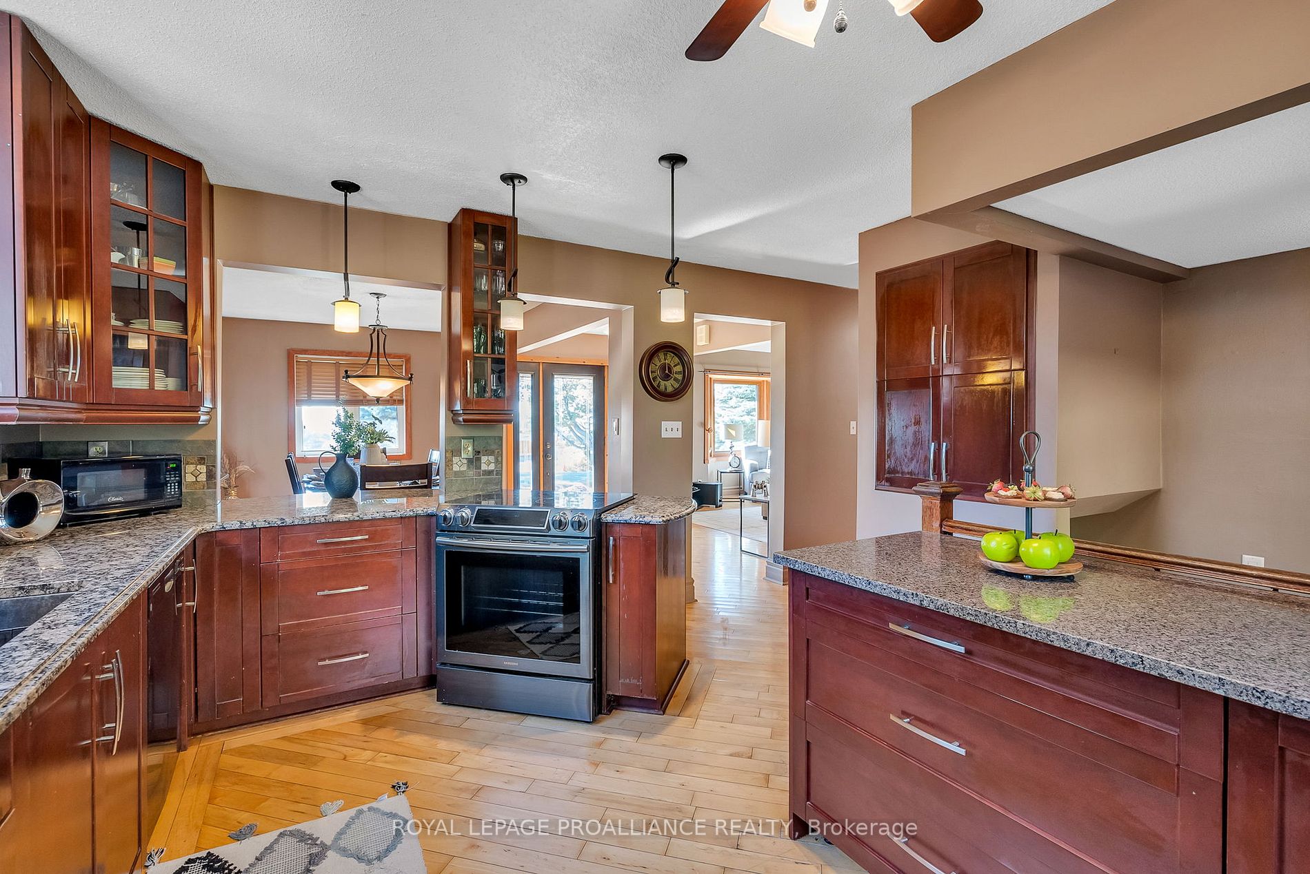 2493 Castle Hill Drive