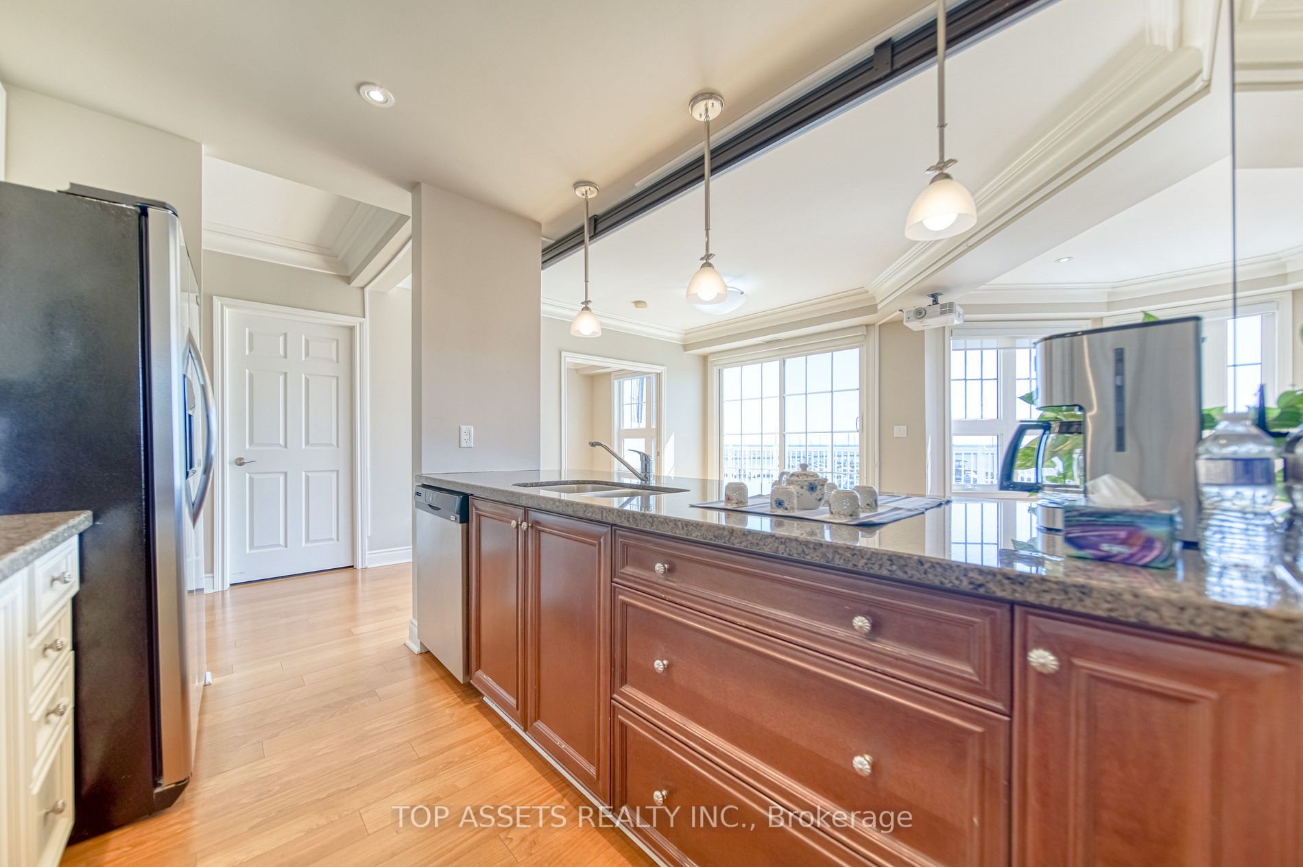 148 Third St, #305