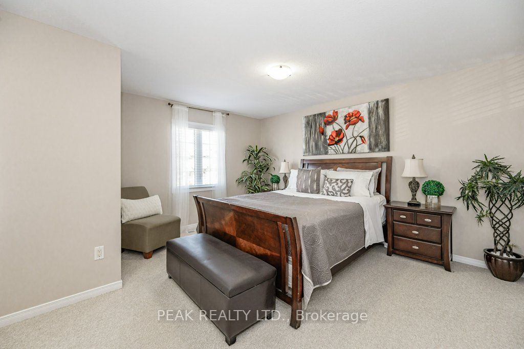 67 Foxglove Crescent