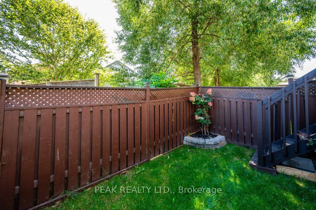67 Foxglove Crescent