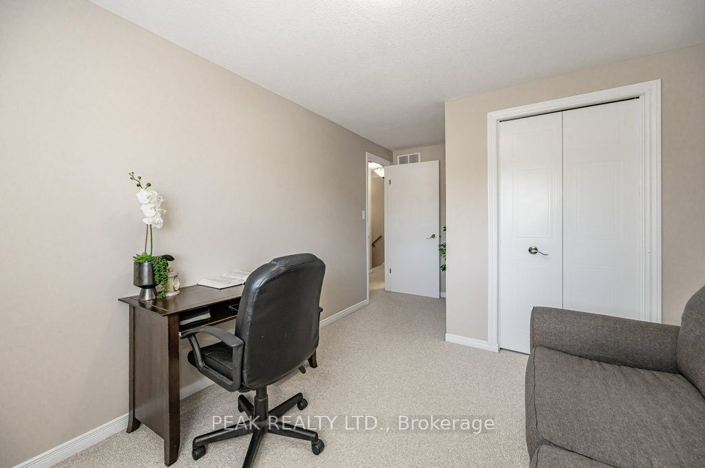 67 Foxglove Crescent