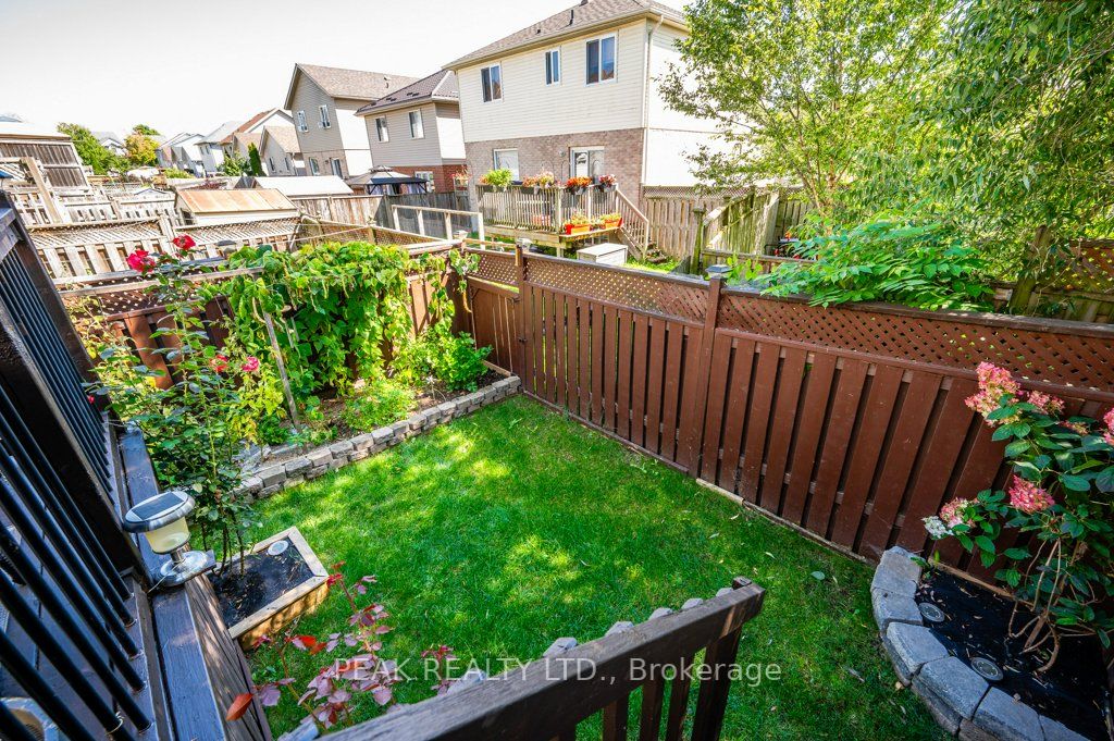 67 Foxglove Crescent
