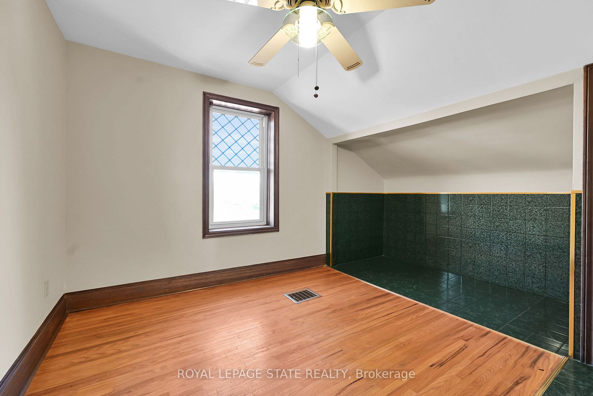 123 Deschene Avenue