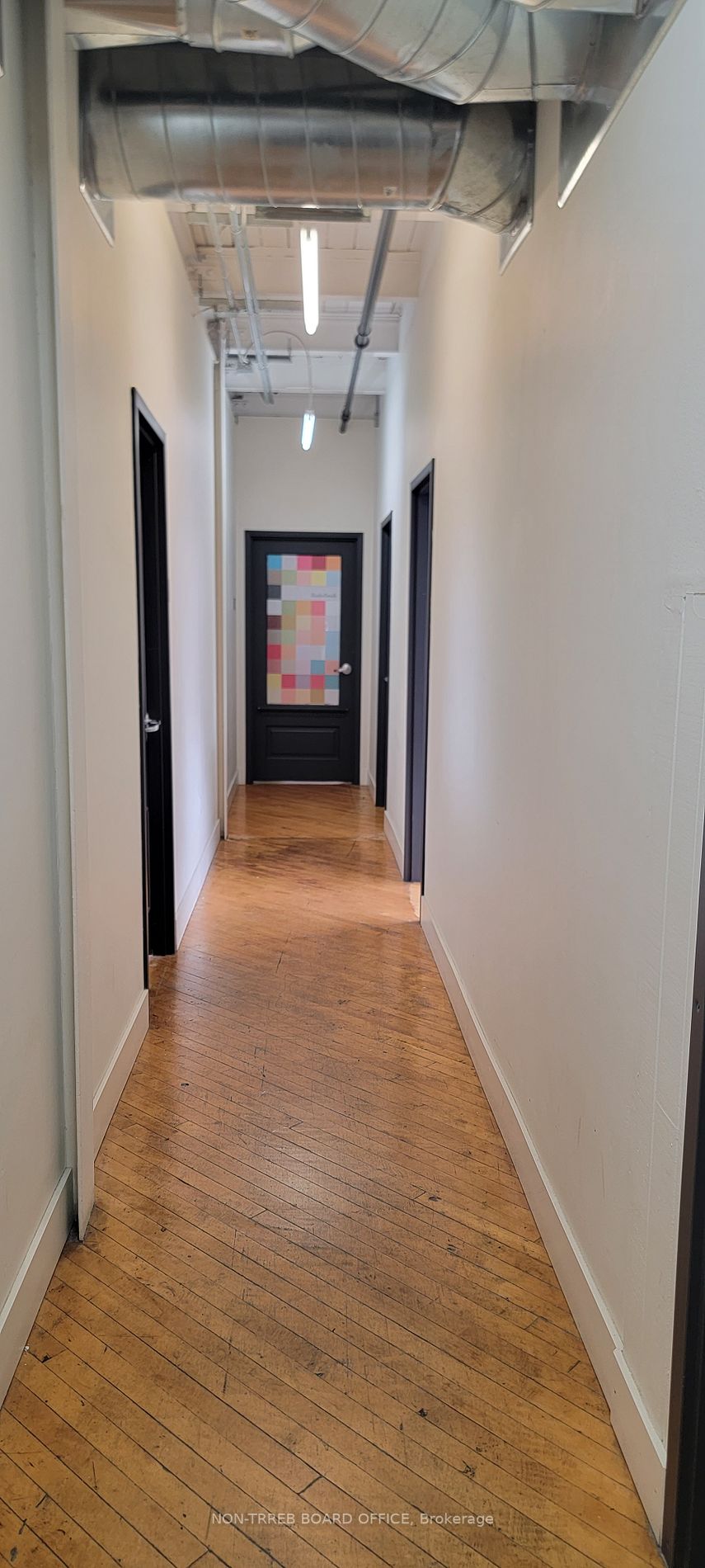 100 Ahrens St W