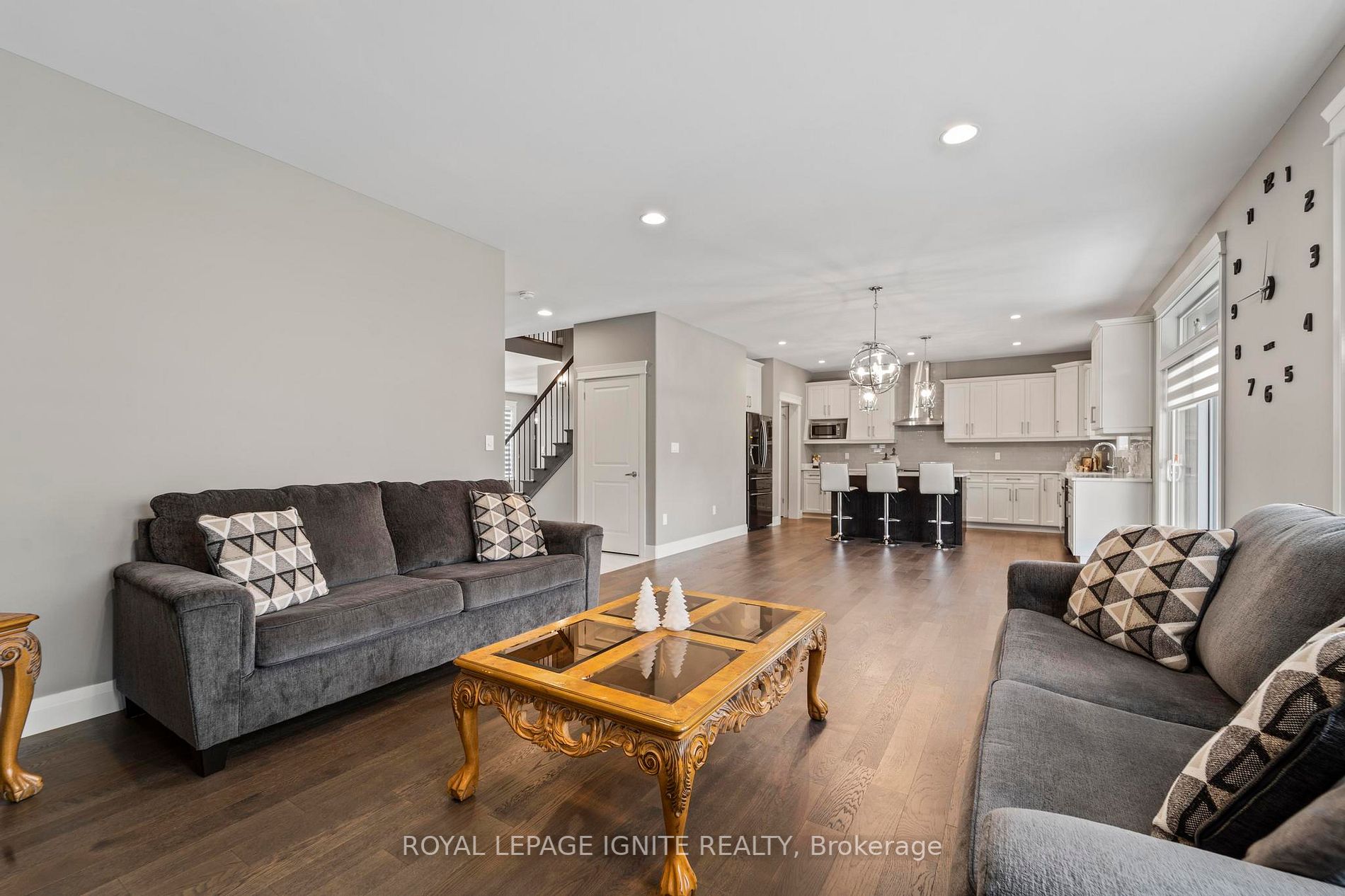 778 Alpenrose Crt