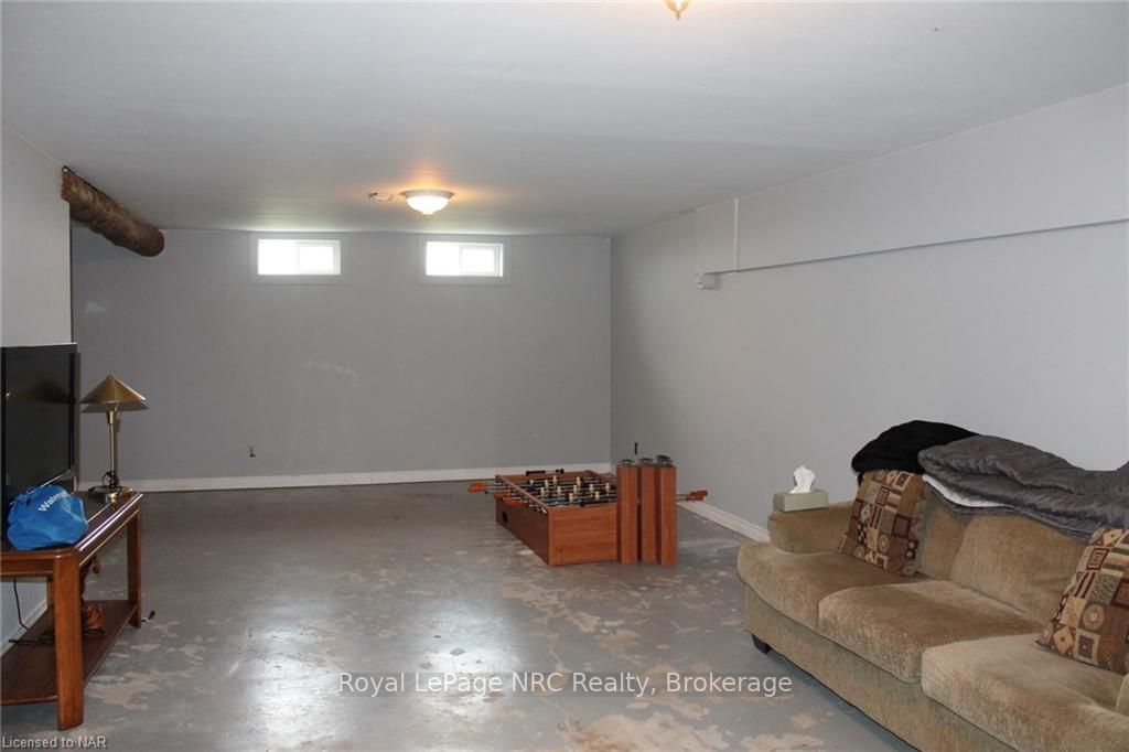 1277 Pelham Rd