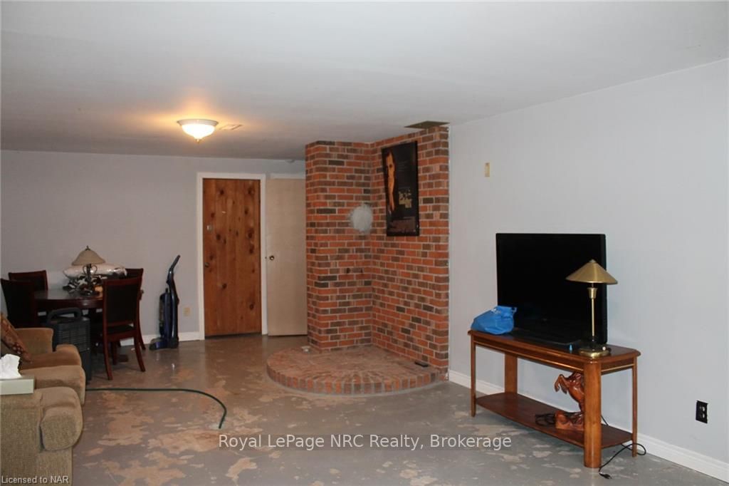 1277 Pelham Rd