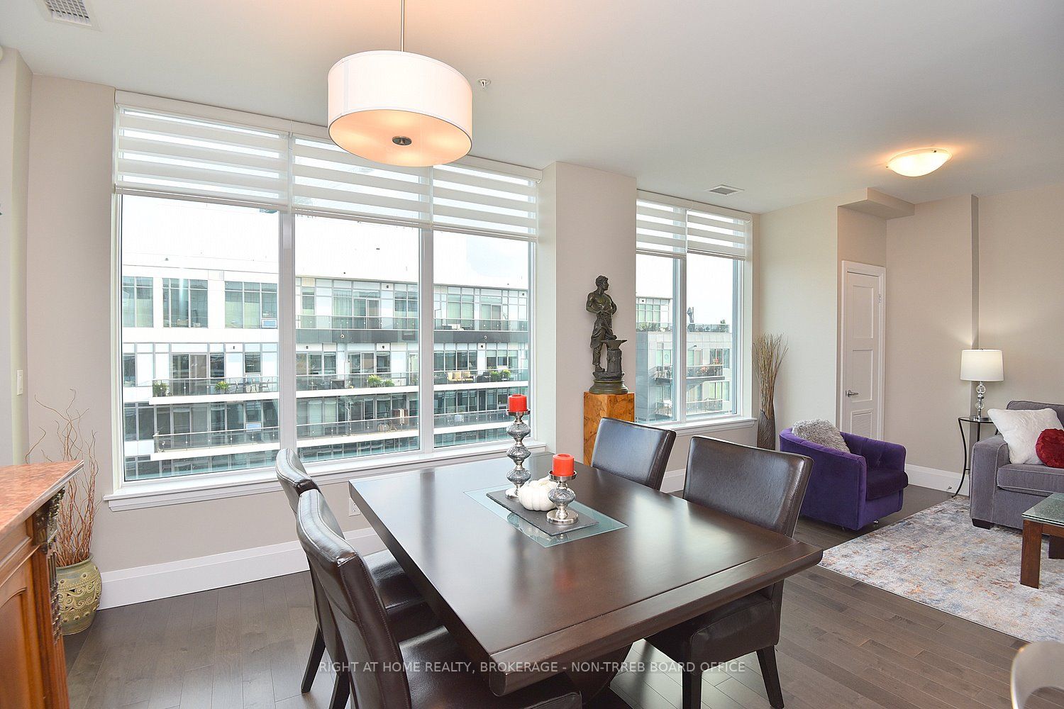 63 Arthur Street S, #1001