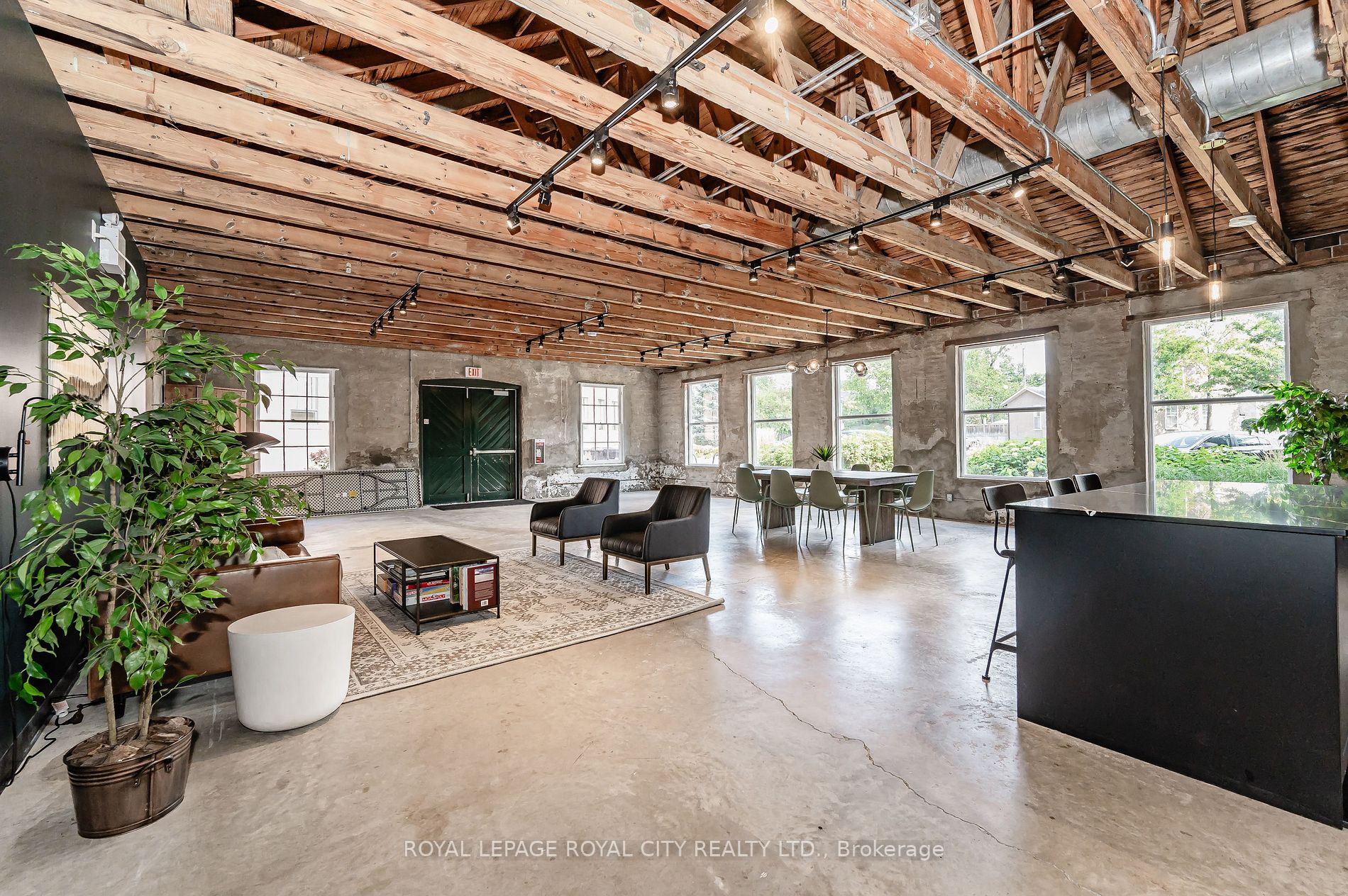Listing X7010354 - Large Photo # 34