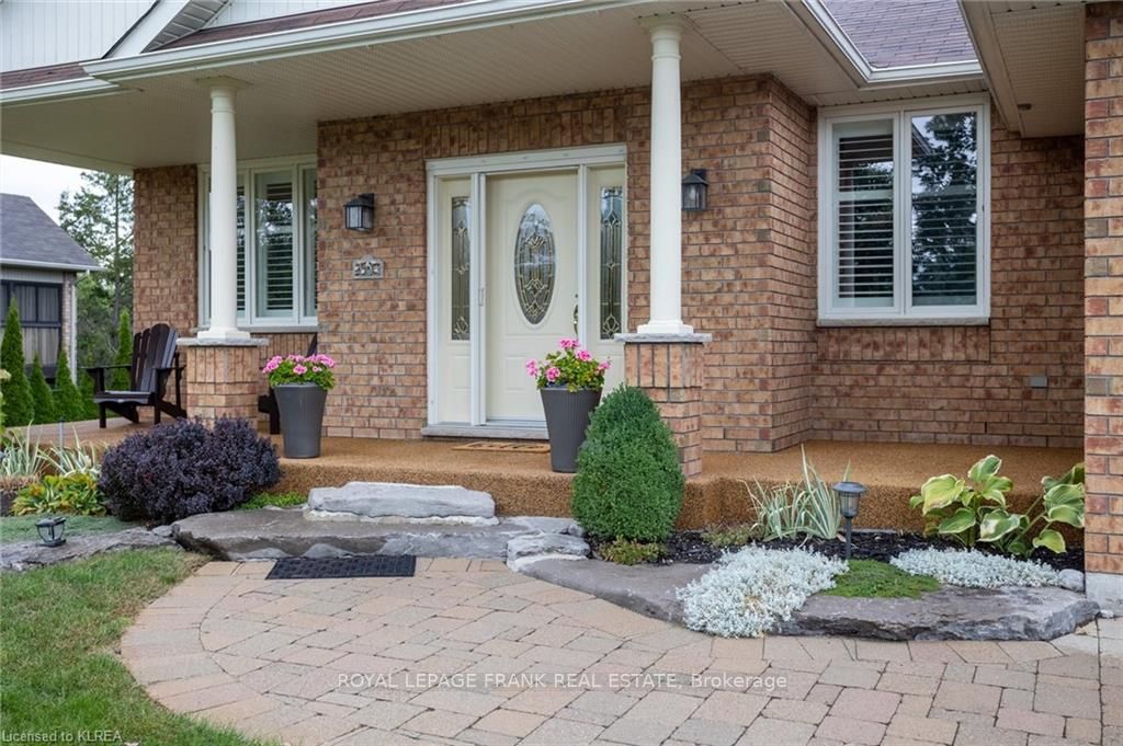 81 South Harbour Dr