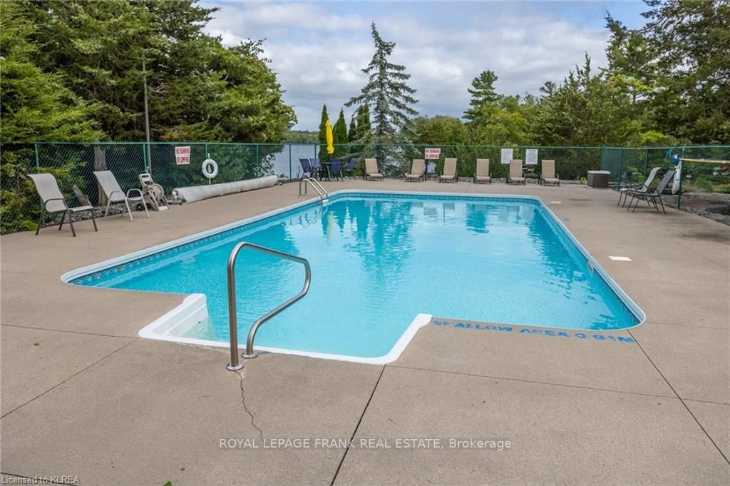81 South Harbour Dr