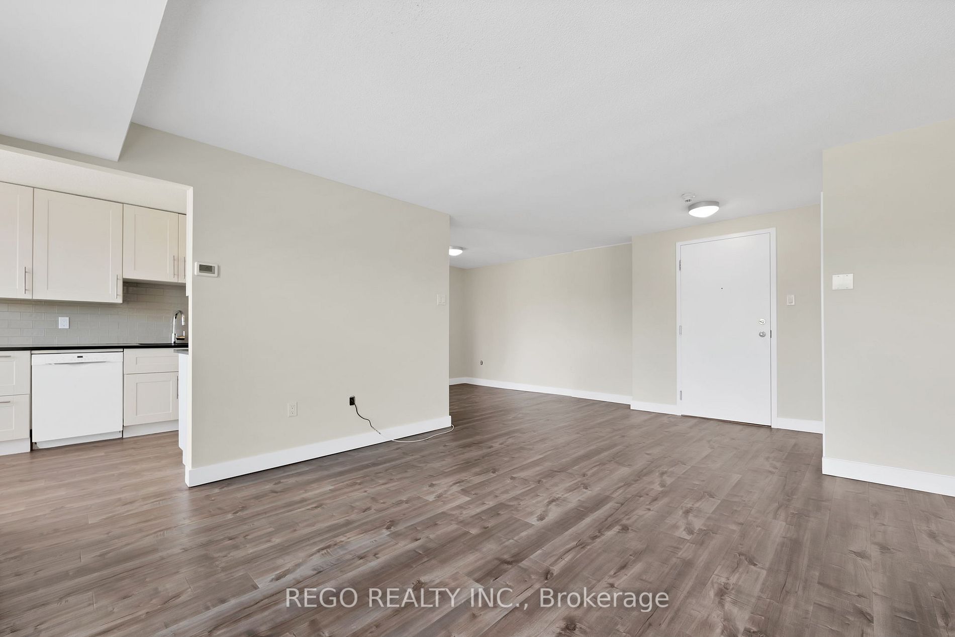 30 Blue Springs Drive, #206