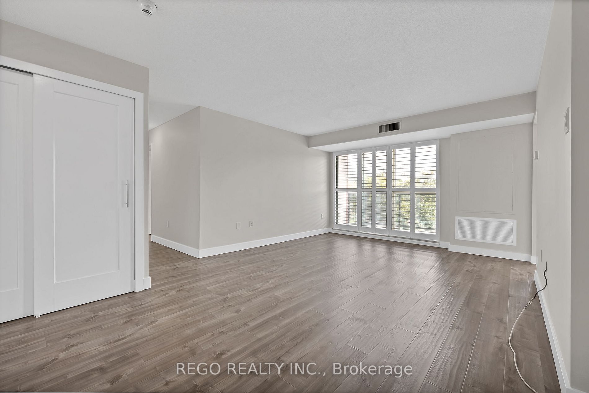 30 Blue Springs Drive, #206