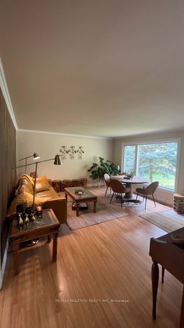 Listing X7010588 - Large Photo # 3