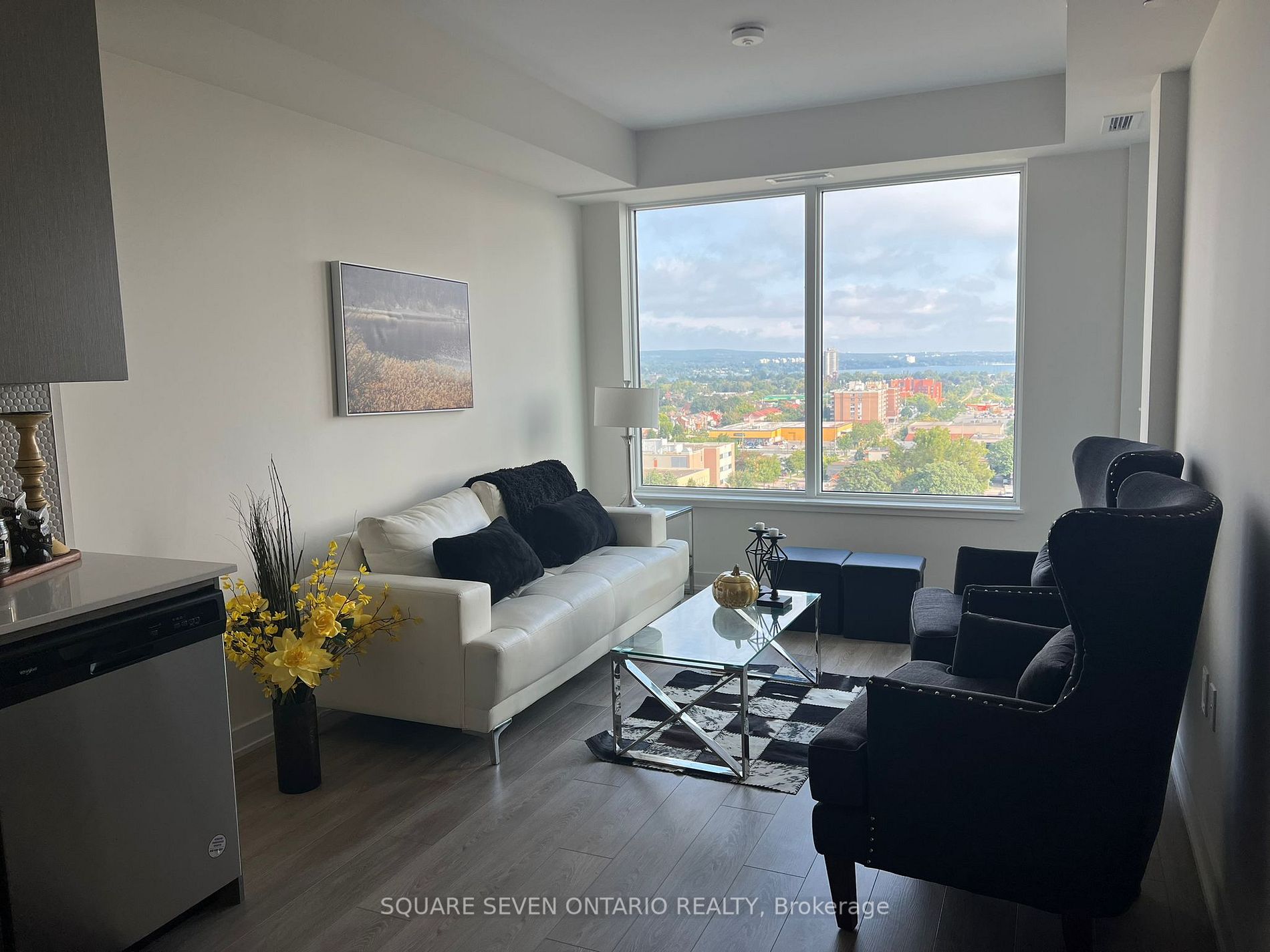 212 King William St, #1301
