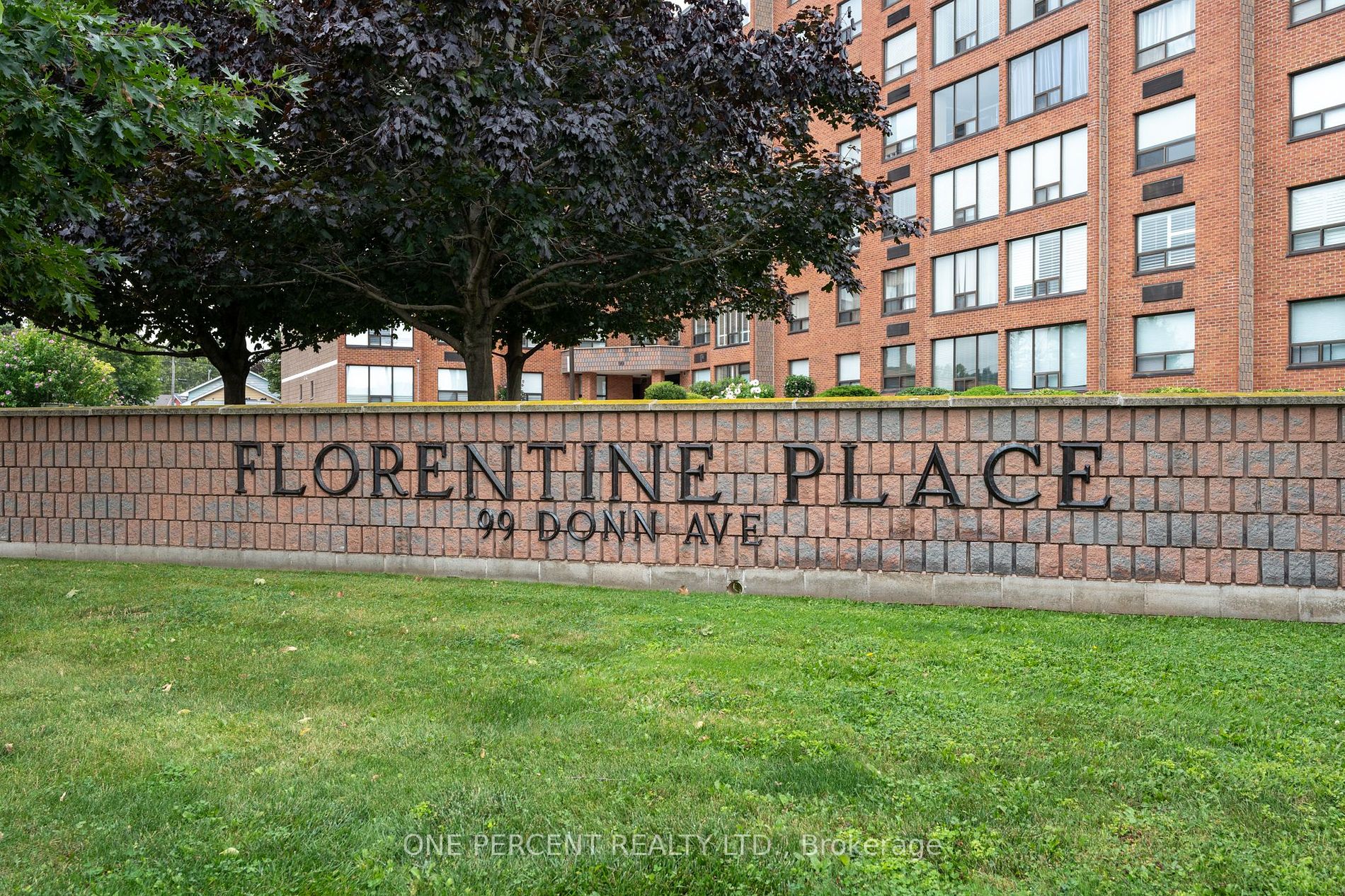 99 Donn Ave, #104