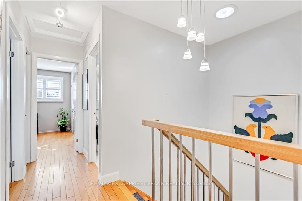 523 Acadia Dr