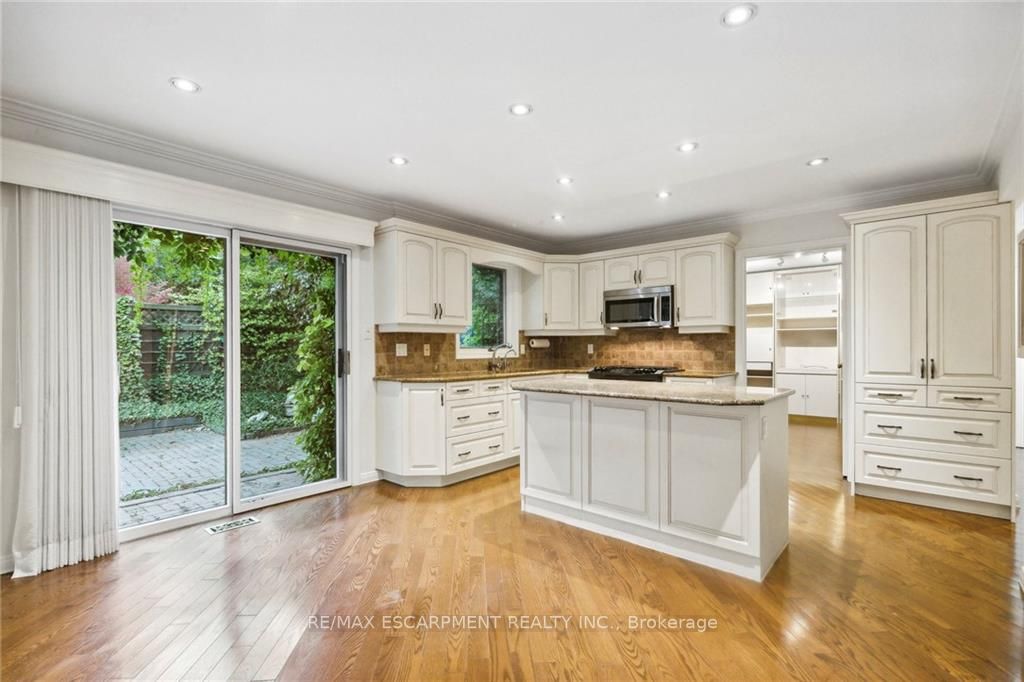 11 MILLVIEW Street
