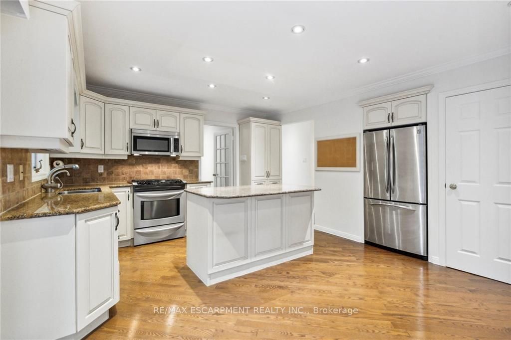 11 MILLVIEW Street