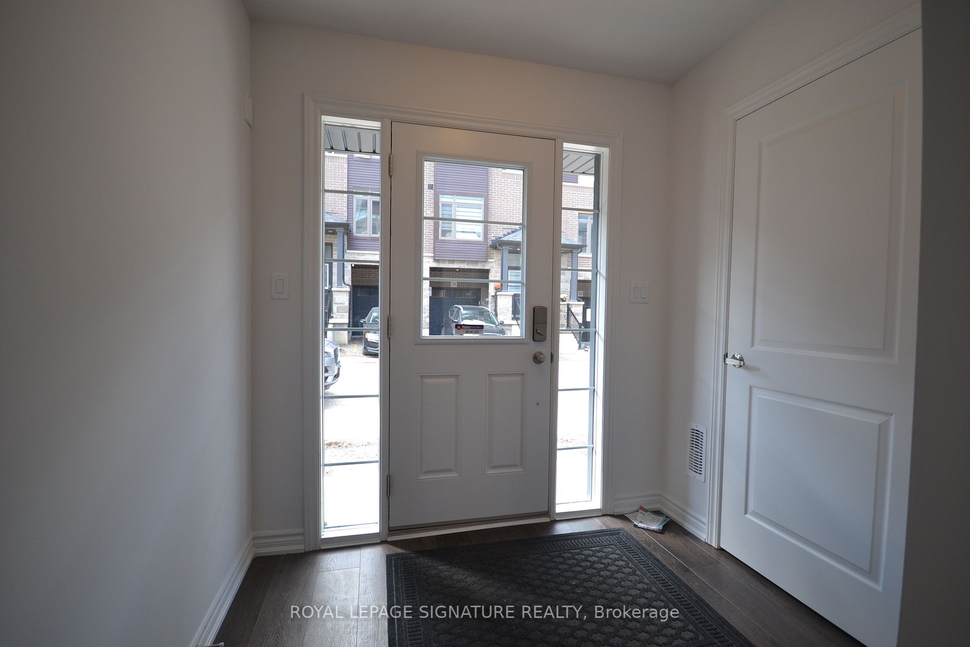 61 Soho St, #137