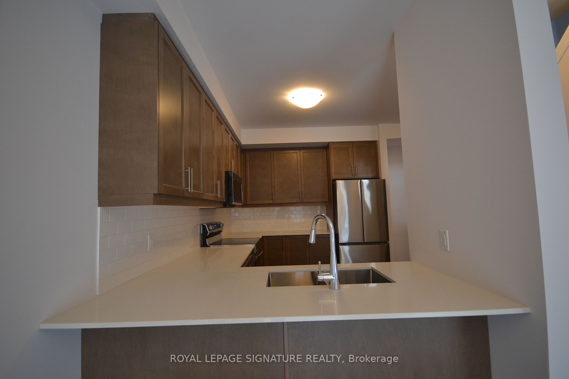 61 Soho St, #137