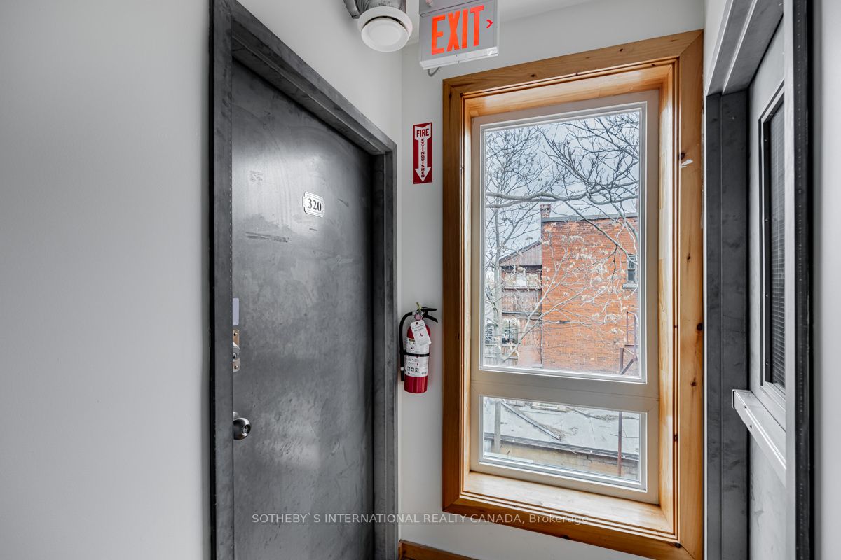 193-197 James St N, #320