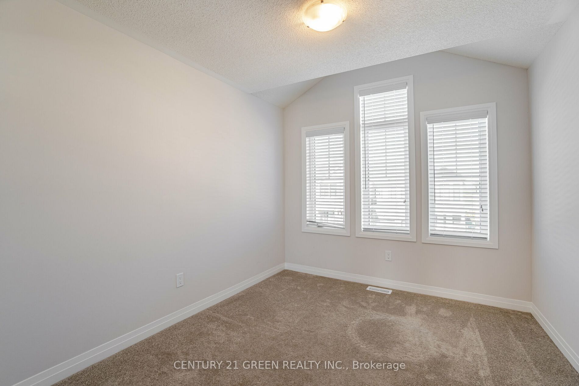 129 Freedom Crescent