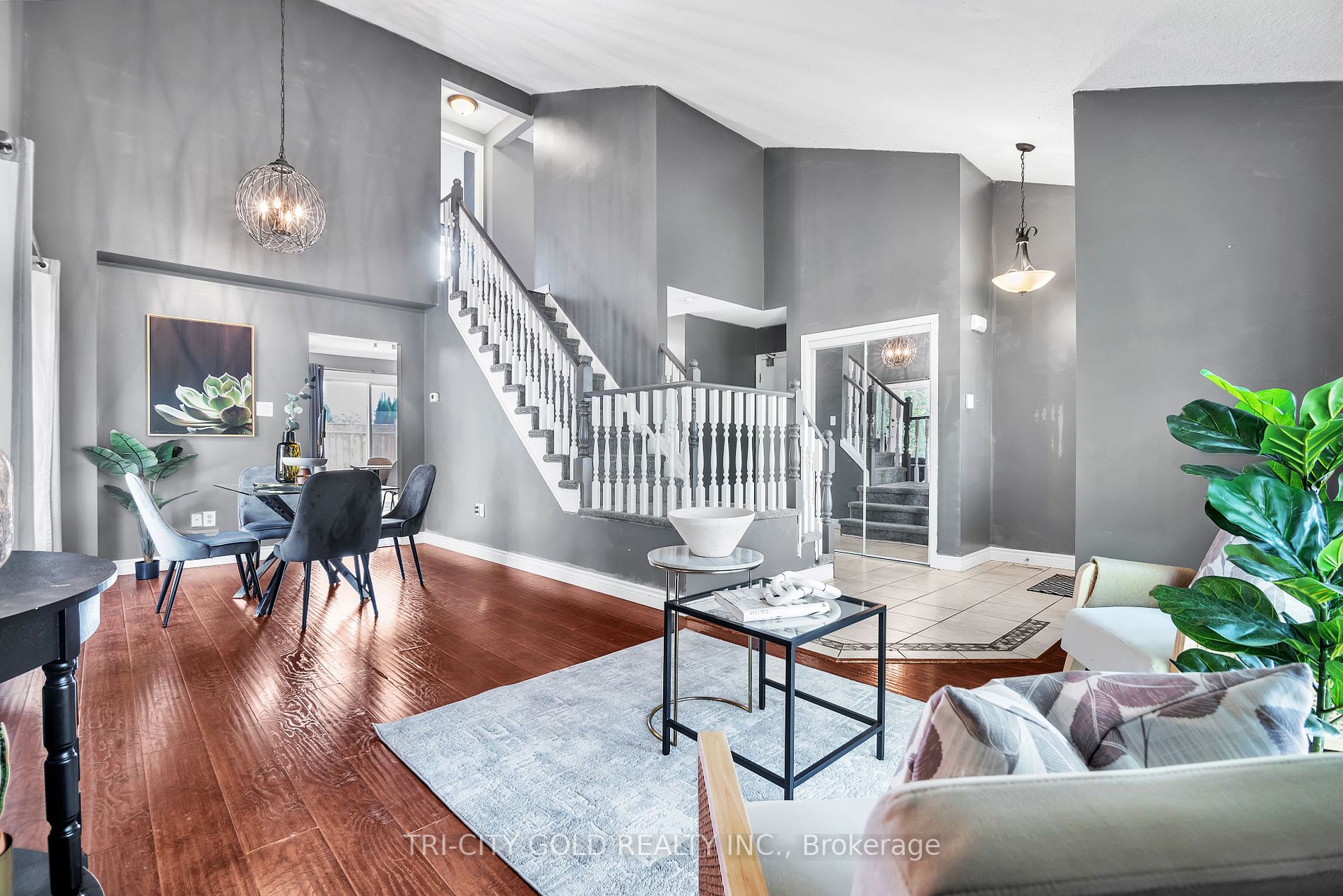 69 Dalton Cres