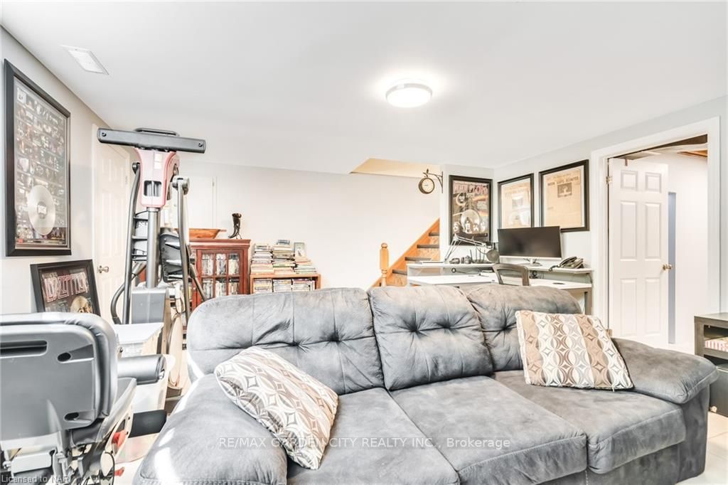 8181 Post Road