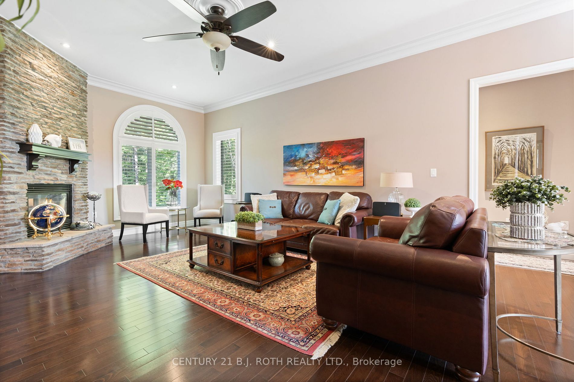 231 Wright Cres