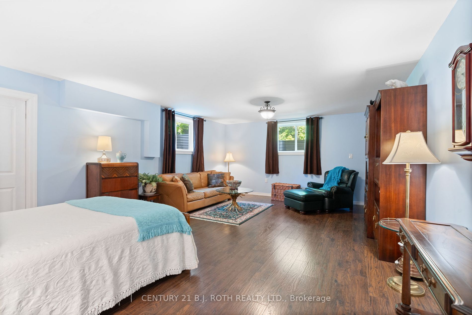 231 Wright Cres
