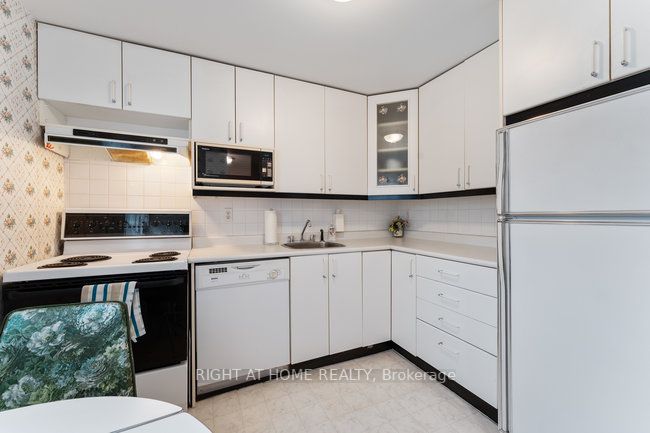 391 East 22nd St