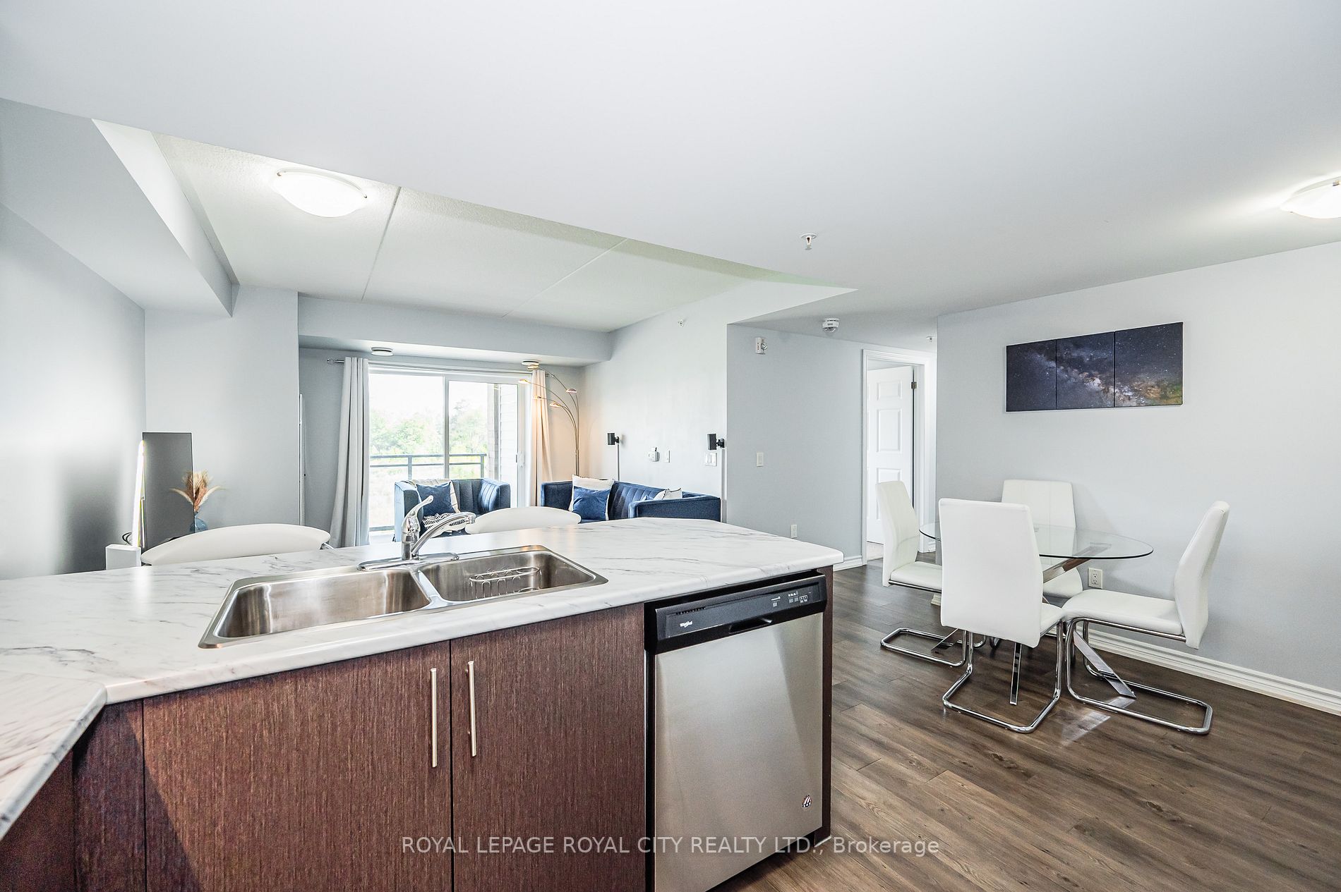 7 Kay Crescent, #208