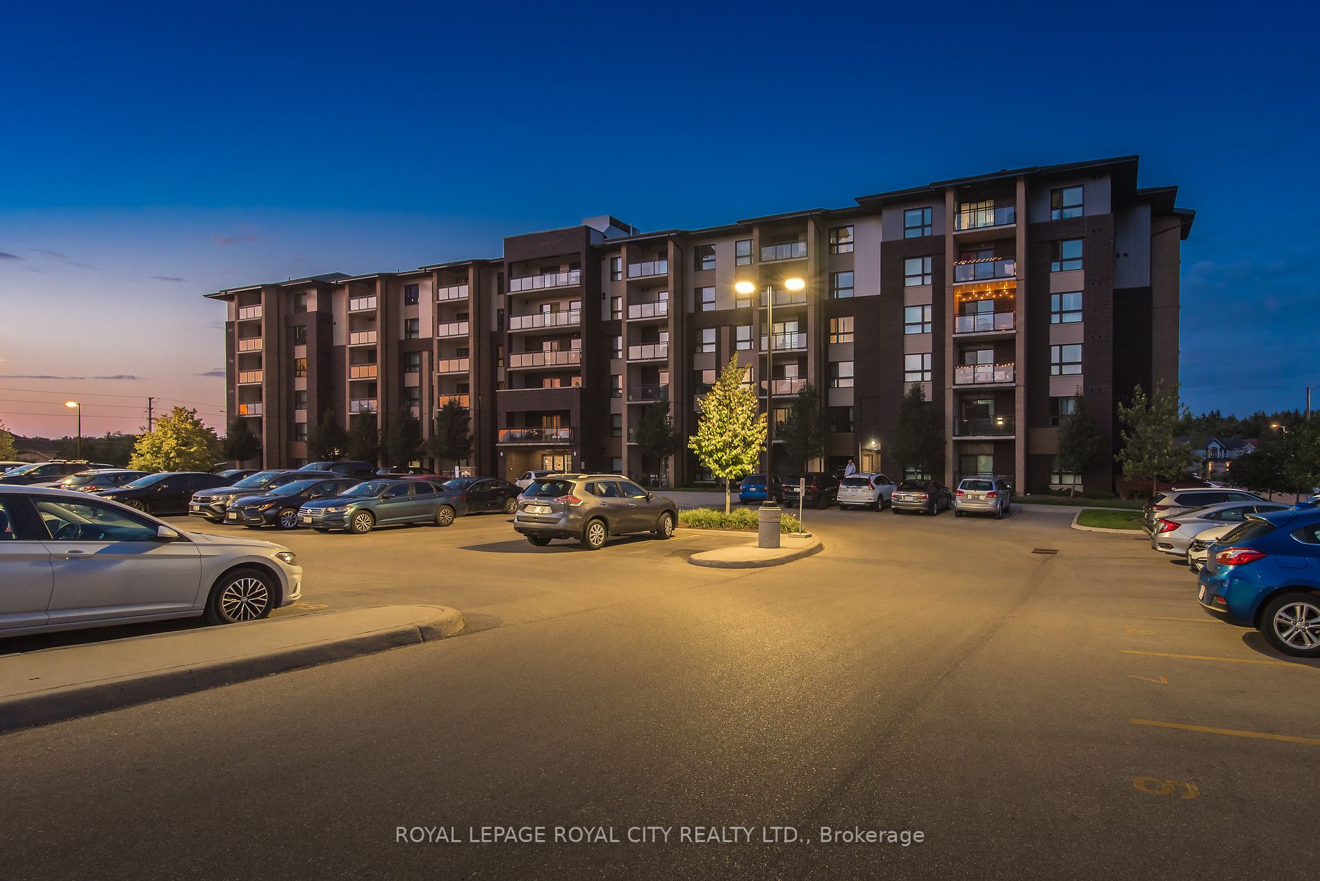 7 Kay Crescent, #208