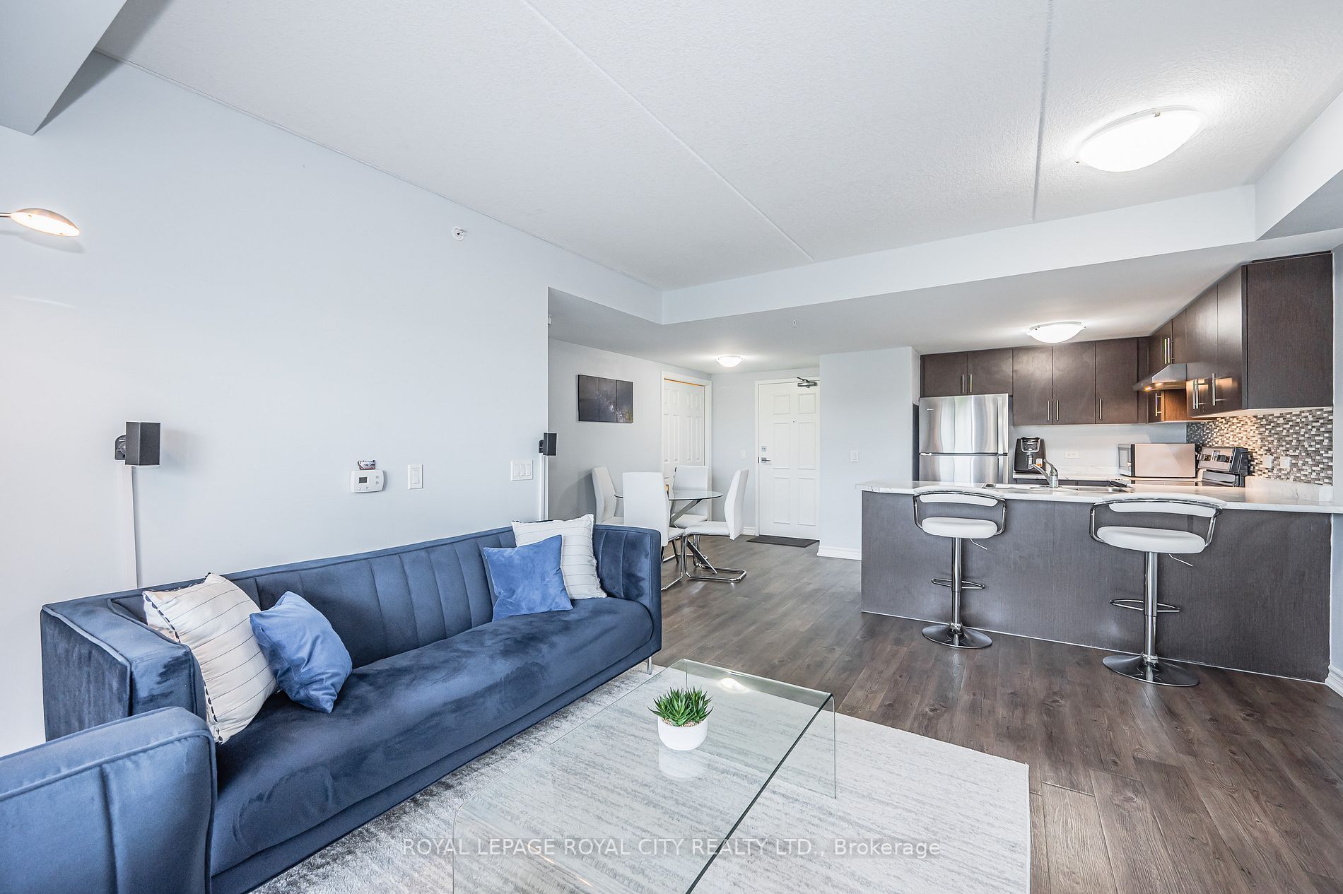 7 Kay Crescent, #208