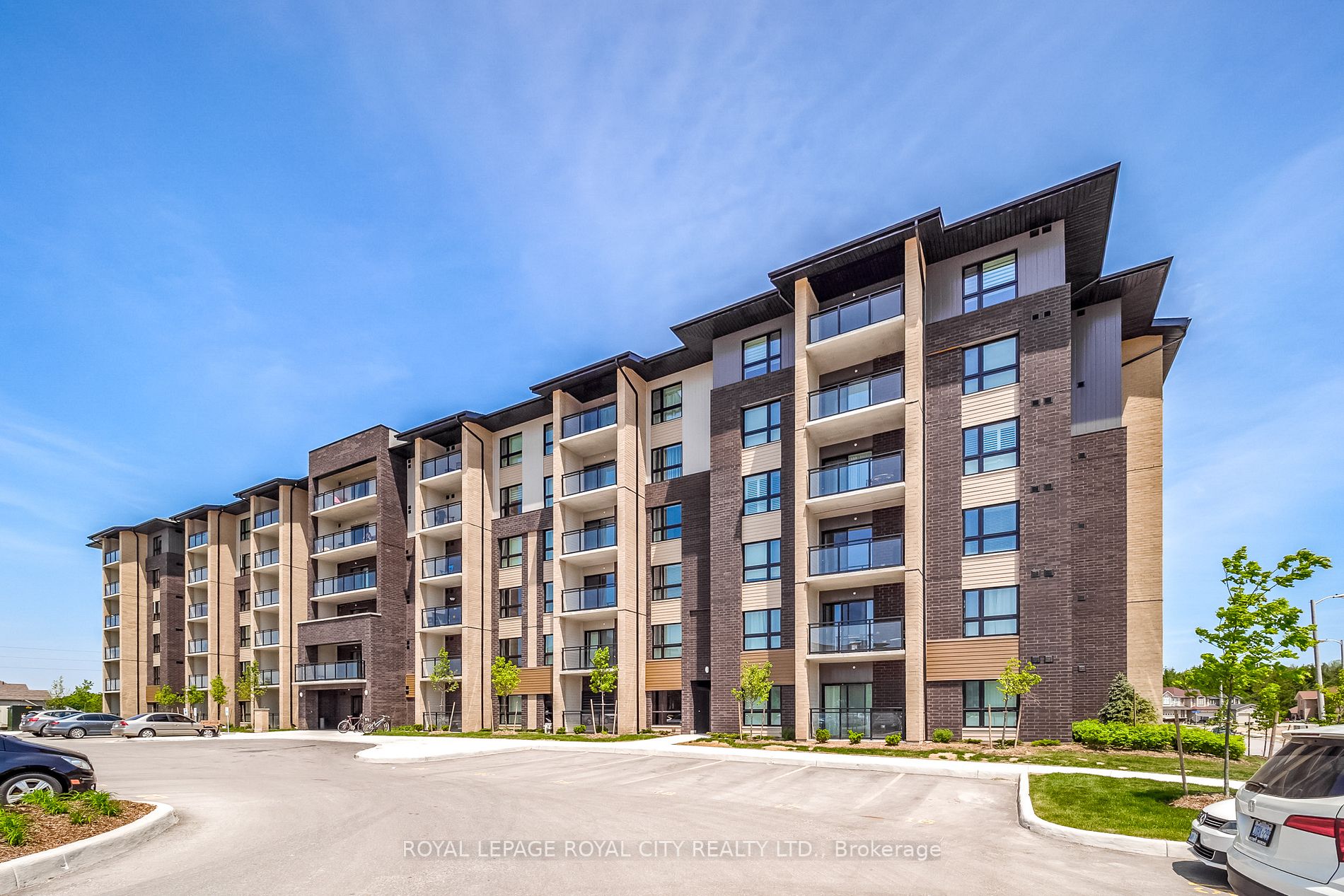 7 Kay Crescent, #208