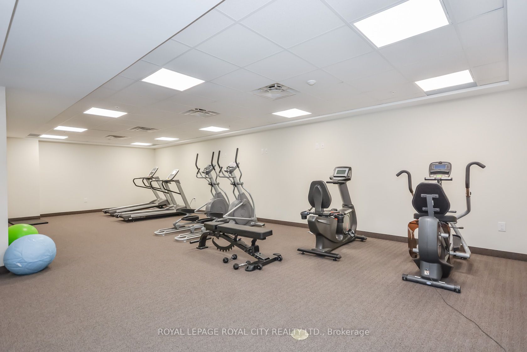 7 Kay Crescent, #208