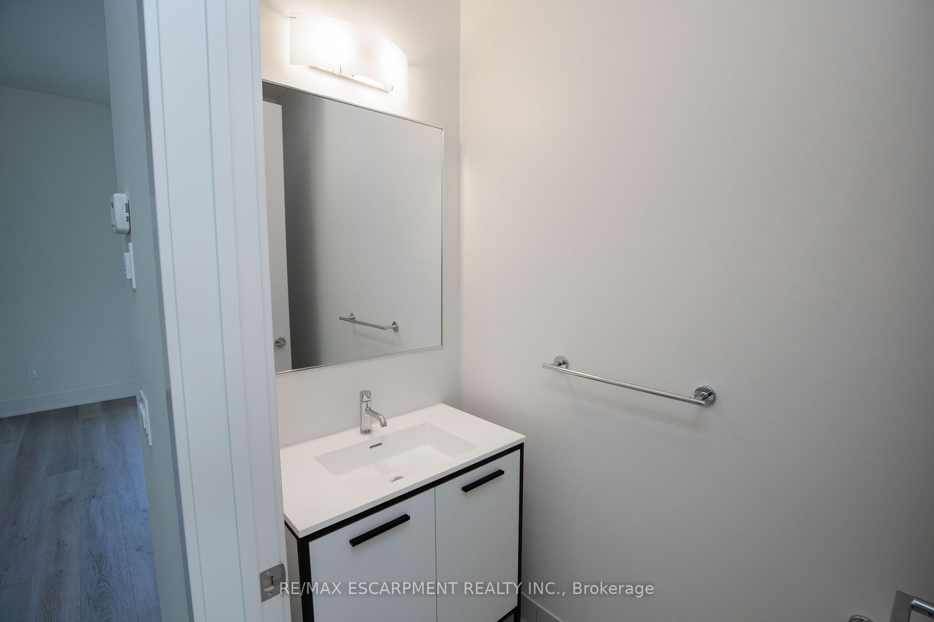 10 Windward Dr, #76