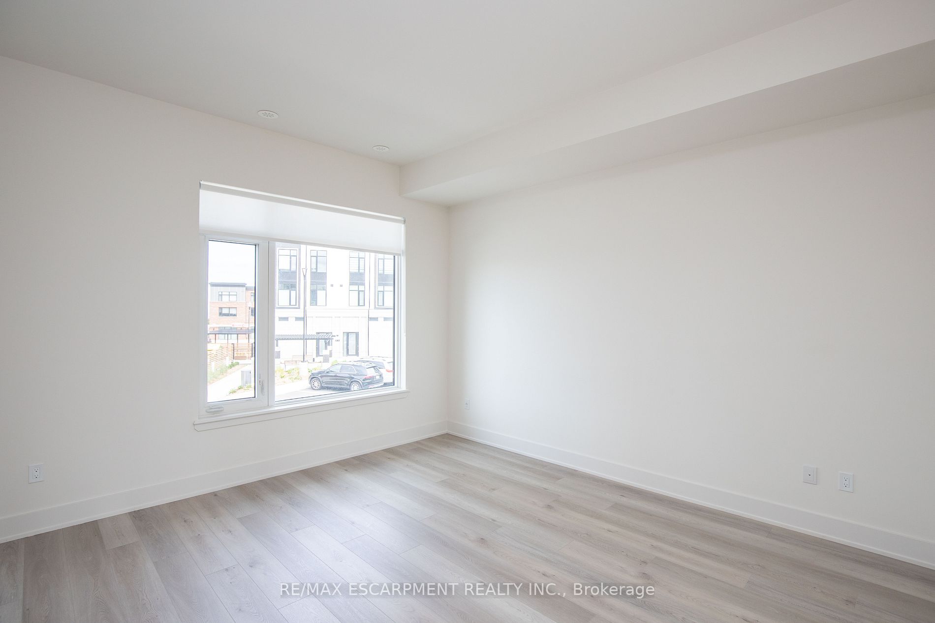 10 Windward Dr, #76