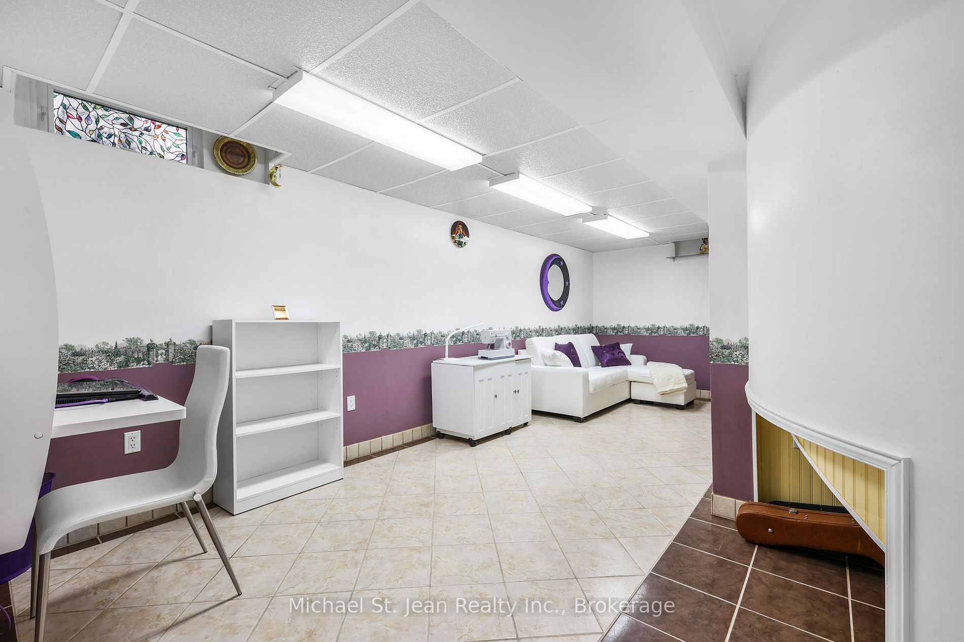 189 Charterhouse Cres