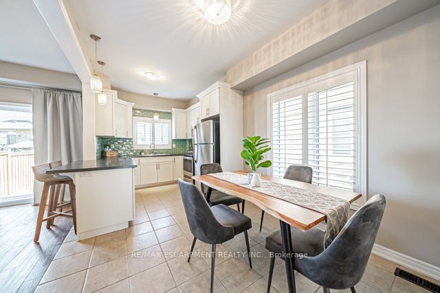 184 WESTBANK Trail