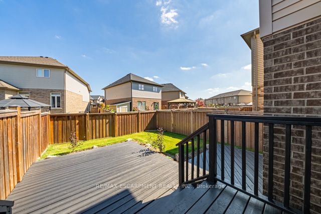 184 WESTBANK Trail