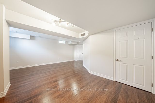 184 WESTBANK Trail
