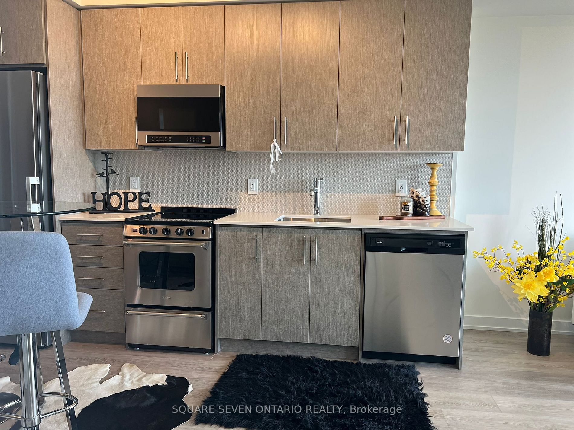 212 King William Street, #1301