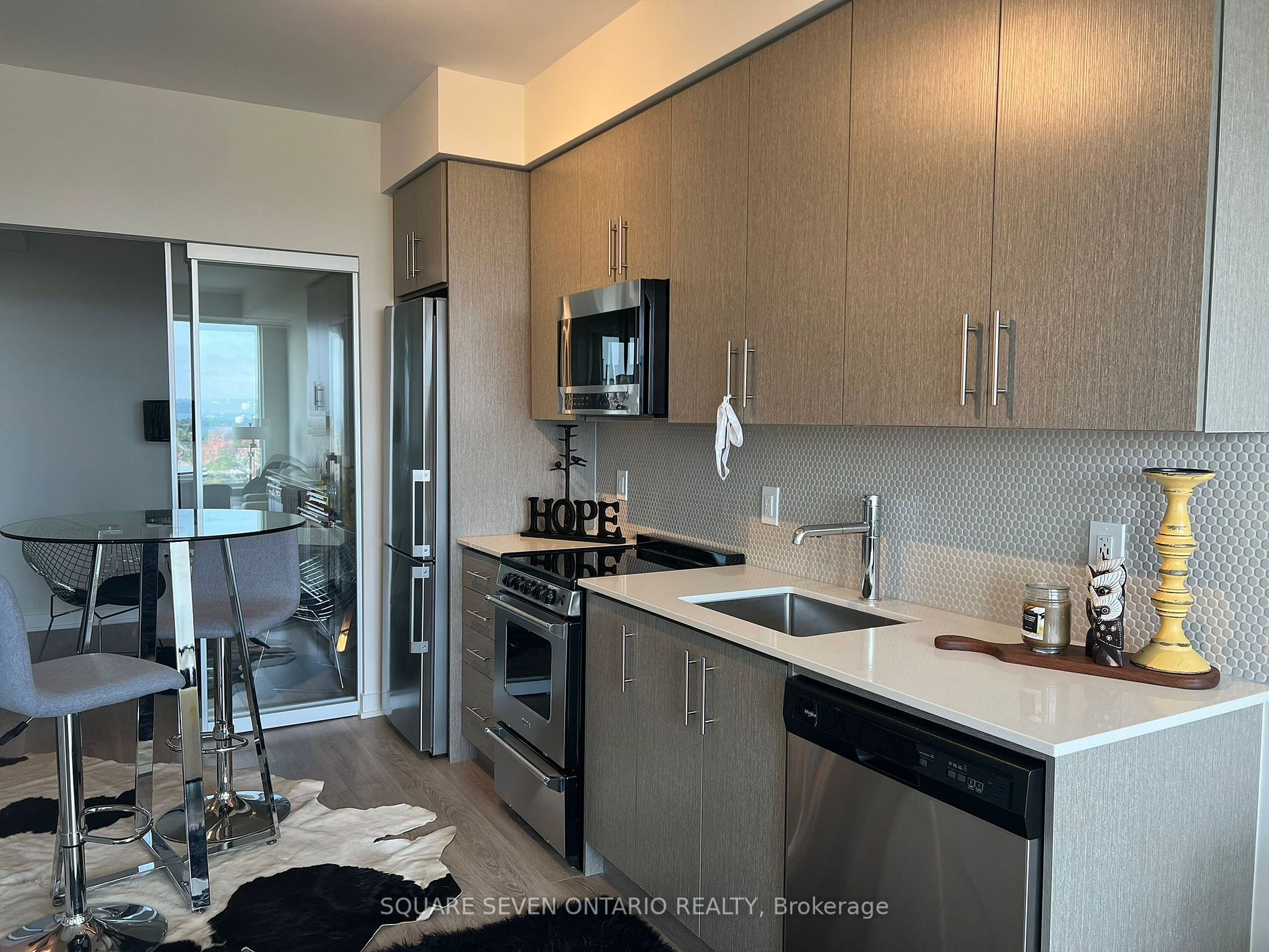212 King William Street, #1301
