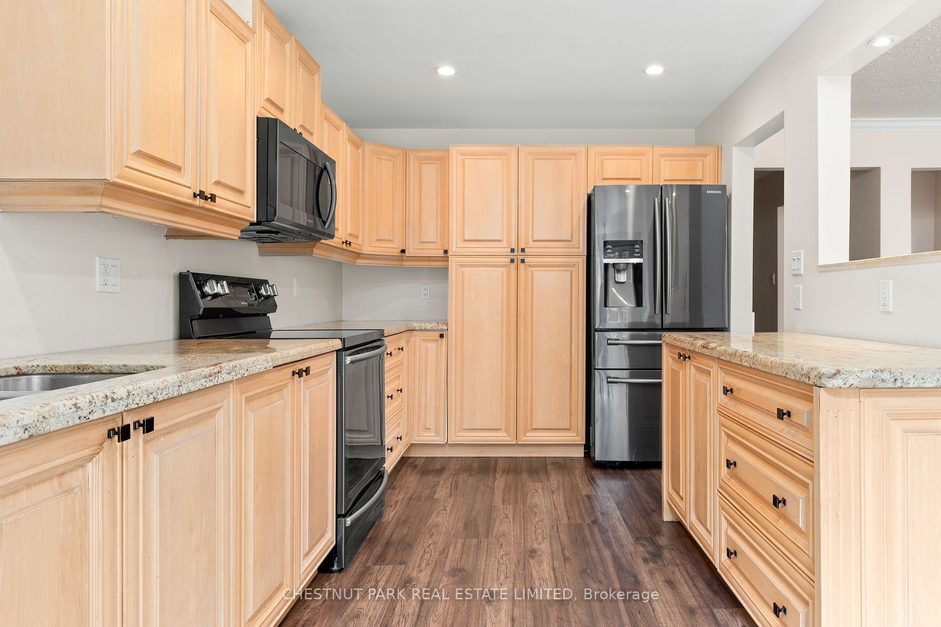 28 Wayne Cres