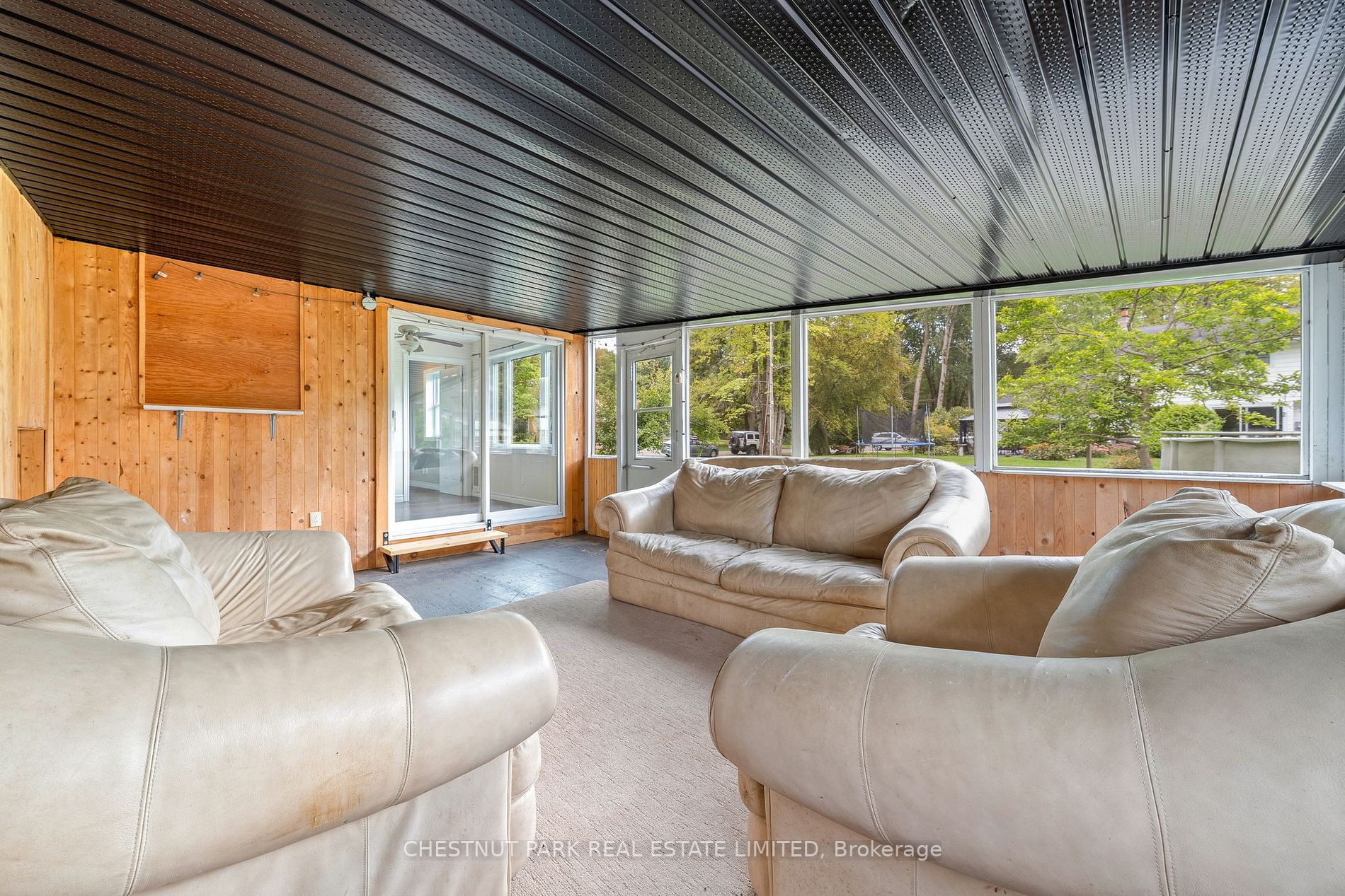 28 Wayne Cres