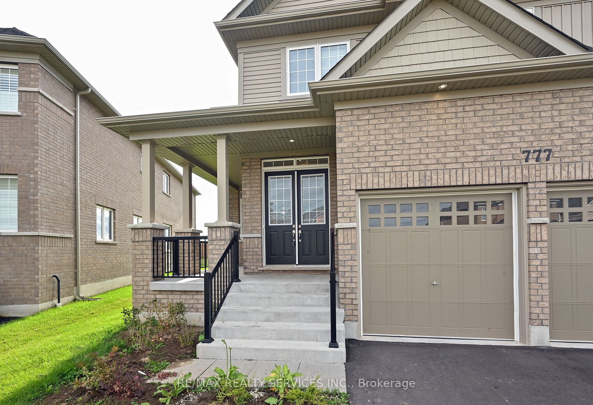 777 Gilmour Cres