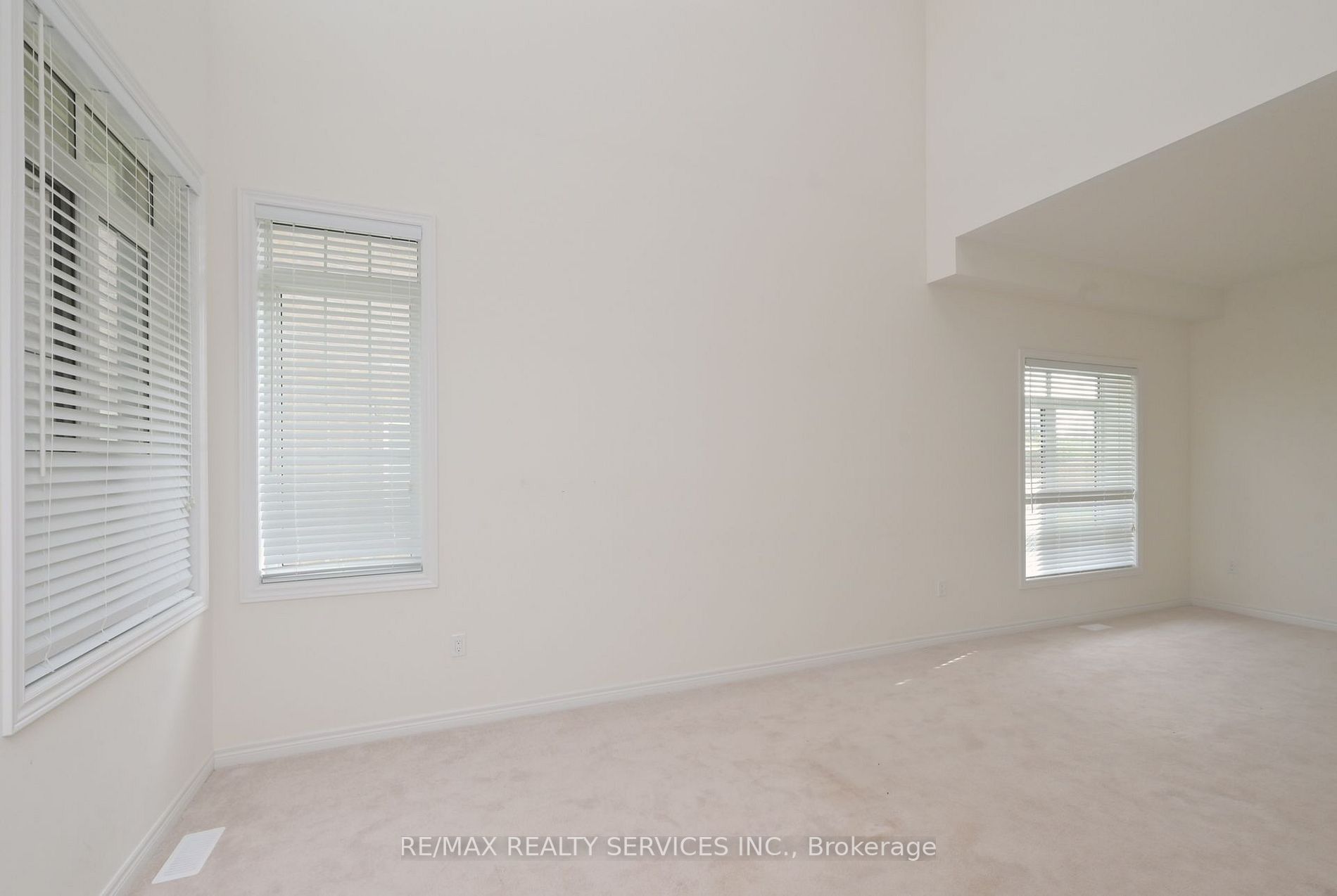 777 Gilmour Crescent
