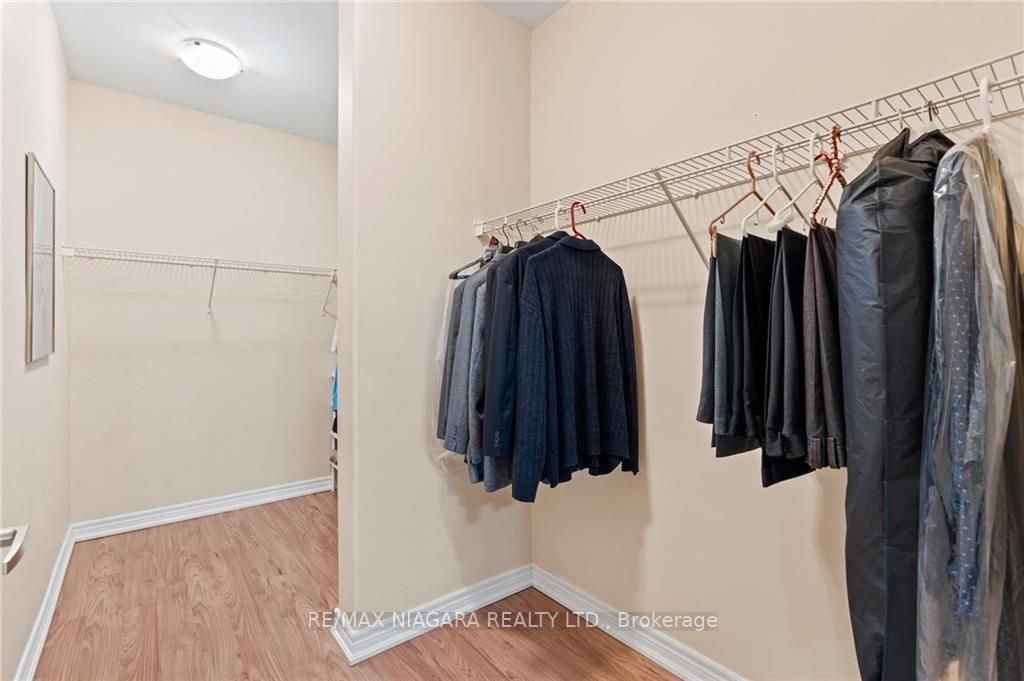 379 Scott St, #303